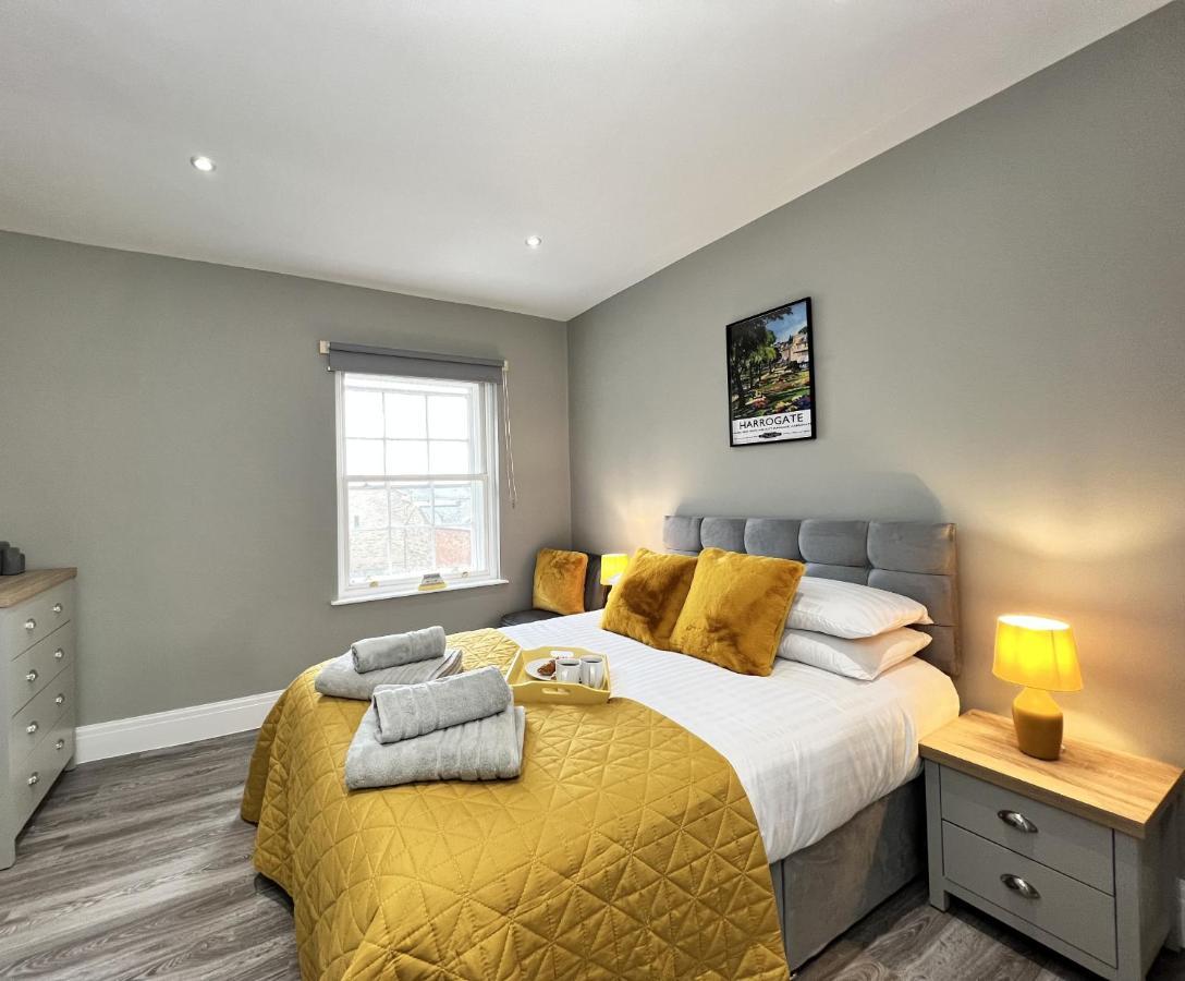 Luxurious Harrogate Penthouse With Free Parking Apartment Luaran gambar